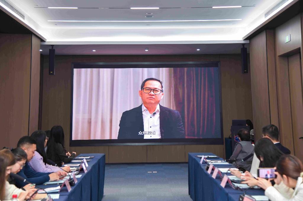 693961ef03c05.jpg 693961ef03c05.jpg